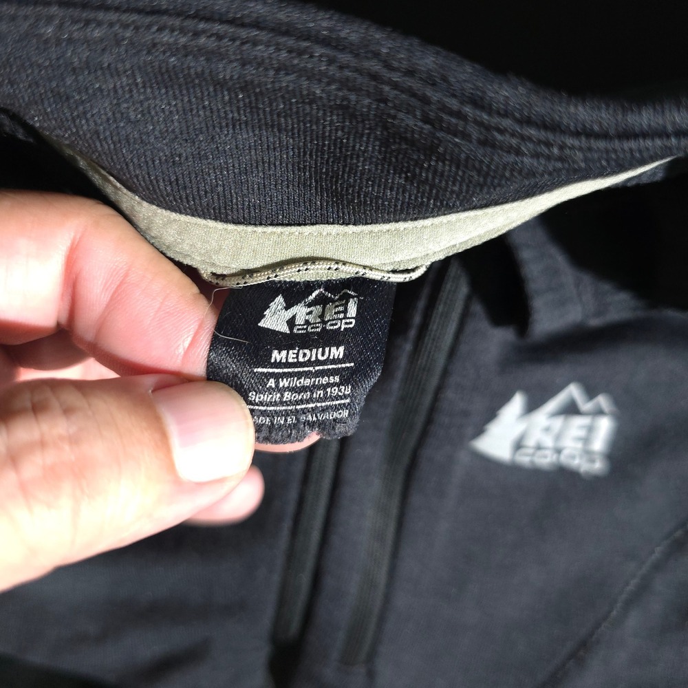 REI Co-op Pullover Womens Medium Black Quarter Zip Thumbhole Active Hiking Top - Picture 6 of 10